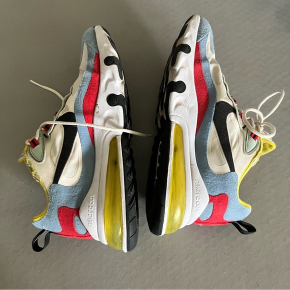 Nike Air Max 270 React 'Bauhaus' Lift Sneaker Phantom/Black-Light Blue-Universit - Picture 2 of 9